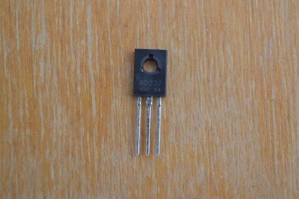 Купить Транзисторы BD237 detaluhi.ho.ua Интернет магазин в Каменец-Подольском, устройства, радиодетали, интсрументы.