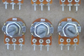 Купить Переменные резисторы 5 кОм detaluhi.ho.ua Интернет магазин в Каменец-Подольском, устройства, радиодетали, интсрументы.