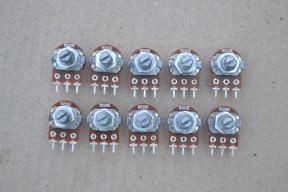 Купить Переменные резисторы 250 кОм detaluhi.ho.ua Интернет магазин в Каменец-Подольском, устройства, радиодетали, интсрументы.