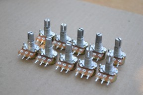 Купить Переменные резисторы 500 кОм detaluhi.ho.ua Интернет магазин в Каменец-Подольском, устройства, радиодетали, интсрументы.