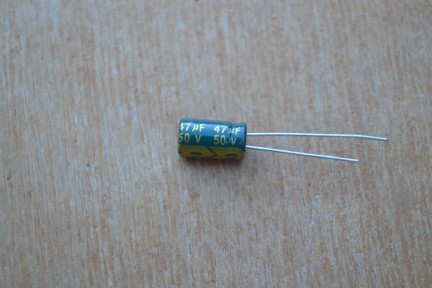 Купить Электролитические конденсаторы 47 мкф x 50 В - 11x6 мм 105 °C detaluhi.ho.ua Интернет магазин в Каменец-Подольском, устройства, радиодетали, интсрументы.