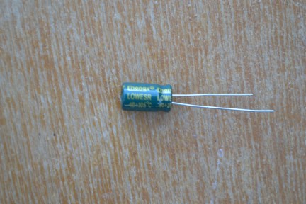 Купить Электролитические конденсаторы 47 мкф x 50 В - 11x6 мм 105 °C detaluhi.ho.ua Интернет магазин в Каменец-Подольском, устройства, радиодетали, интсрументы.