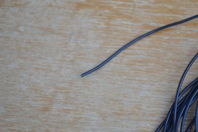 Купить Многожильный медный провод с супер низким электрическим сопротивлением 28 AWG - черный detaluhi.ho.ua Интернет магазин в Каменец-Подольском, устройства, радиодетали, интсрументы.