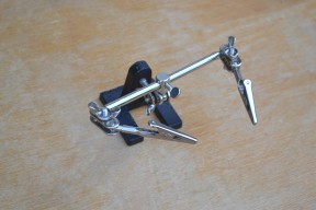 Купить Держатель третья рука detaluhi.ho.ua Интернет магазин в Каменец-Подольском, устройства, радиодетали, интсрументы.