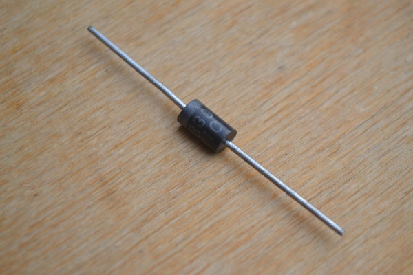 Купить Диоды HER303 detaluhi.ho.ua Интернет магазин в Каменец-Подольском, устройства, радиодетали, интсрументы.