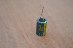 Купить Электролитические конденсаторы 1000 мкф x 63 В - 25x16 мм 105 °C detaluhi.ho.ua Интернет магазин в Каменец-Подольском, устройства, радиодетали, интсрументы.