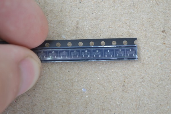 Купить SMD транзисторы AO3401 detaluhi.ho.ua Интернет магазин в Каменец-Подольском, устройства, радиодетали, интсрументы.