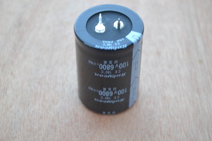 Купить Электролитические конденсаторы 680 мкф x 100 В - 50x35 мм 105 °C detaluhi.ho.ua Интернет магазин в Каменец-Подольском, устройства, радиодетали, интсрументы.