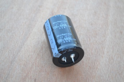 Купить Электролитические конденсаторы 680 мкф x 100 В - 50x35 мм 105 °C detaluhi.ho.ua Интернет магазин в Каменец-Подольском, устройства, радиодетали, интсрументы.