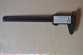 Купить Цифровой пластиковый штангенциркуль 150 мм - черный detaluhi.ho.ua Интернет магазин в Каменец-Подольском, устройства, радиодетали, интсрументы.