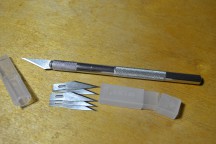 Купить Нож - скальпель + 5 сменных лезвий detaluhi.ho.ua Интернет магазин в Каменец-Подольском, устройства, радиодетали, интсрументы.