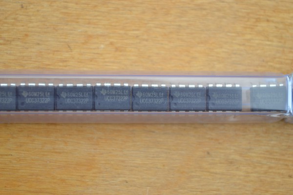 Купить Высокоскоростной драйвер ключа UCC37322P detaluhi.ho.ua Интернет магазин в Каменец-Подольском, устройства, радиодетали, интсрументы.