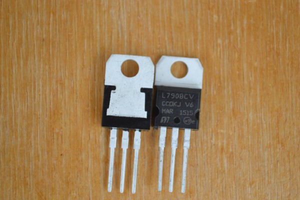 Купить Стабилизатор L7908 detaluhi.ho.ua Интернет магазин в Каменец-Подольском, устройства, радиодетали, интсрументы.