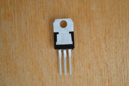 Купить Стабилизатор L7912 detaluhi.ho.ua Интернет магазин в Каменец-Подольском, устройства, радиодетали, интсрументы.