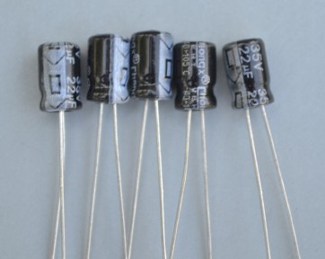 Купить Электролитические конденсаторы 22 мкф x 35 В - 8x5 мм 105 °C detaluhi.ho.ua Интернет магазин в Каменец-Подольском, устройства, радиодетали, интсрументы.