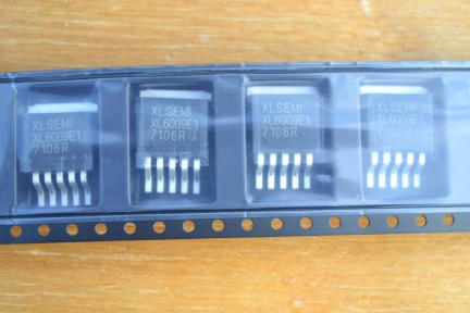 Купить SMD повышающий преобразователь напряжения (DC-DC) XL6009 detaluhi.ho.ua Интернет магазин в Каменец-Подольском, устройства, радиодетали, интсрументы.