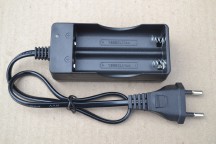 Купить Зарядное устройство для аккумуляторов 2х18650 detaluhi.ho.ua Интернет магазин в Каменец-Подольском, устройства, радиодетали, интсрументы.