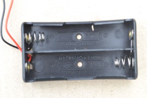 Купить Контейнер для аккумуляторов 2х18650 detaluhi.ho.ua Интернет магазин в Каменец-Подольском, устройства, радиодетали, интсрументы.